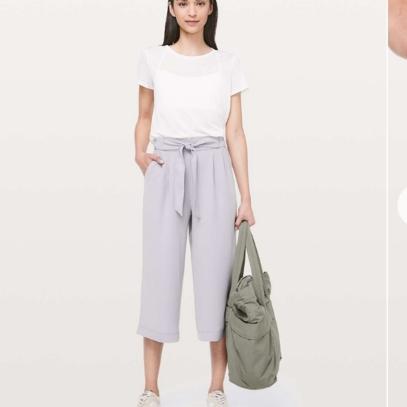 Lululemon Noir Crop Pants